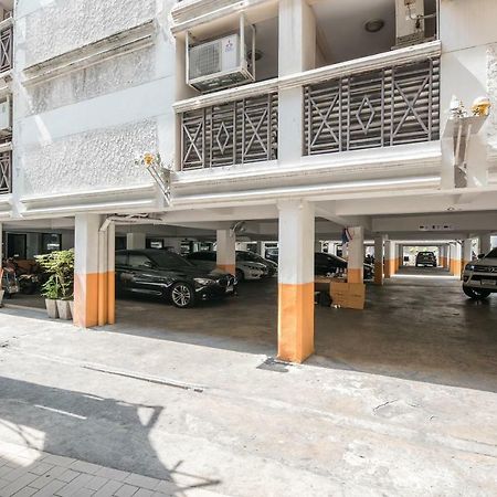 Oyo 110 Old Town Hotel Bangkok Exterior foto